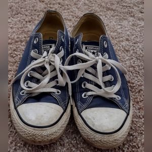 Navy Converse women's size 9